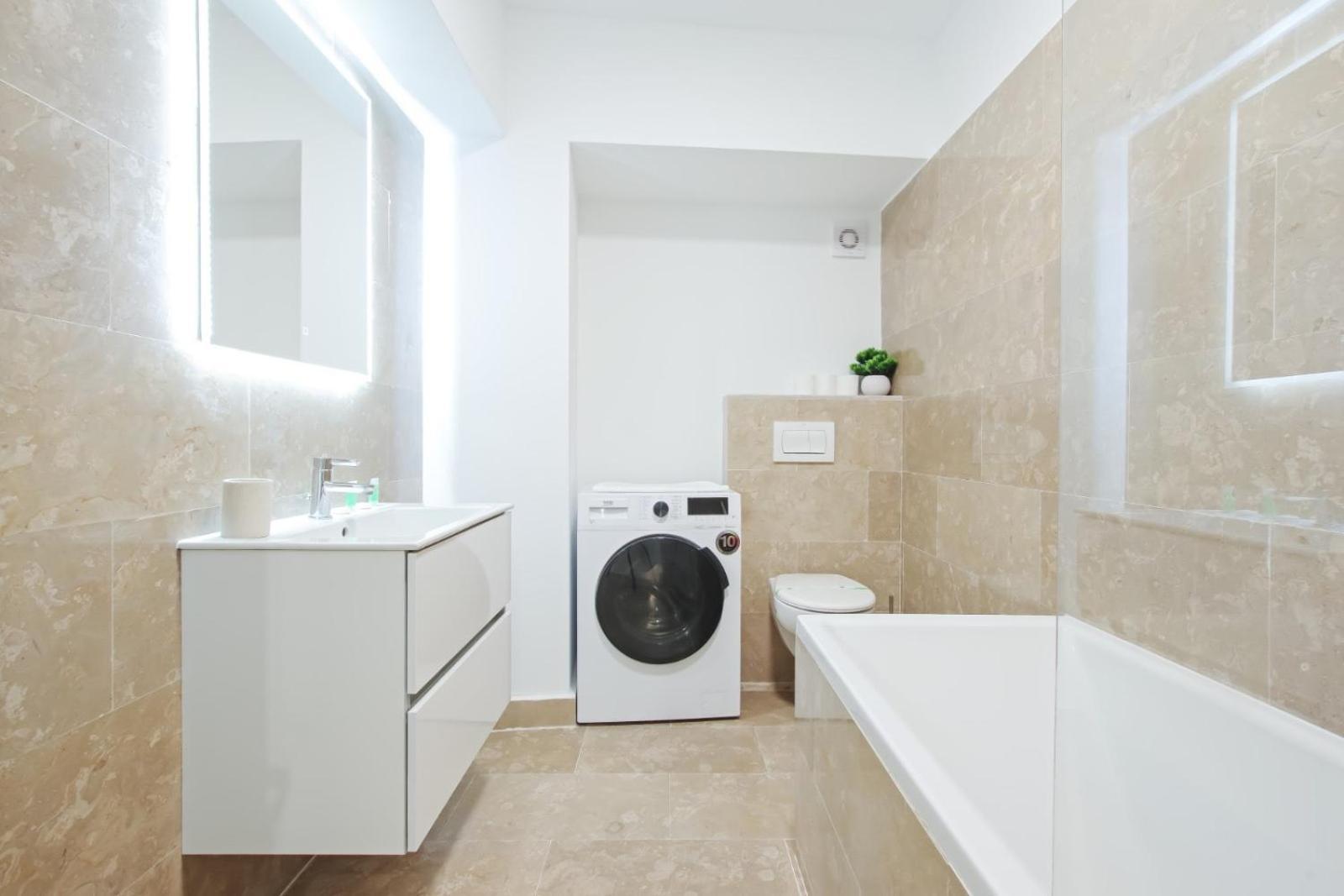 Himson-Blue Apartament Yaş Dış mekan fotoğraf