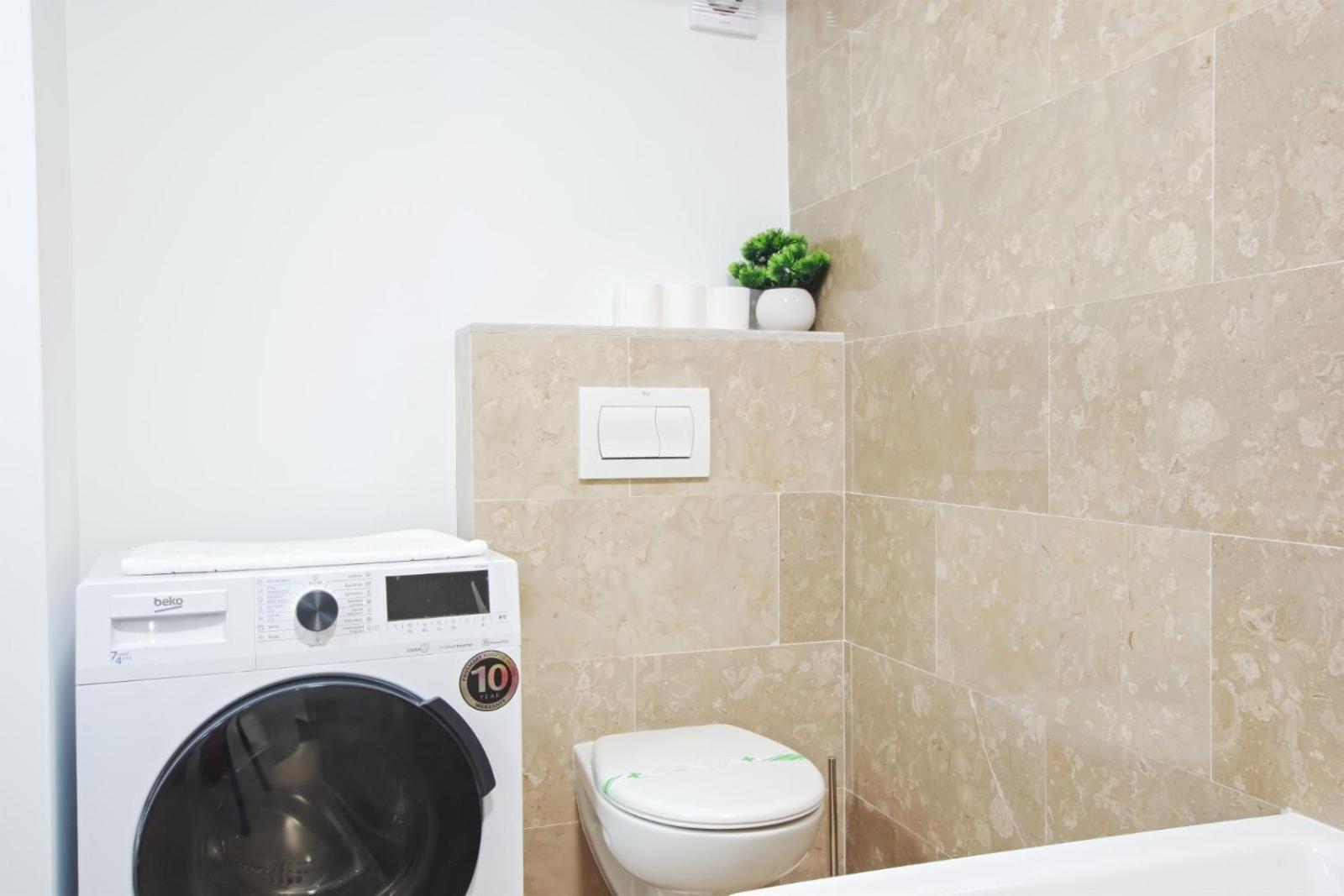 Himson-Blue Apartament Yaş Dış mekan fotoğraf