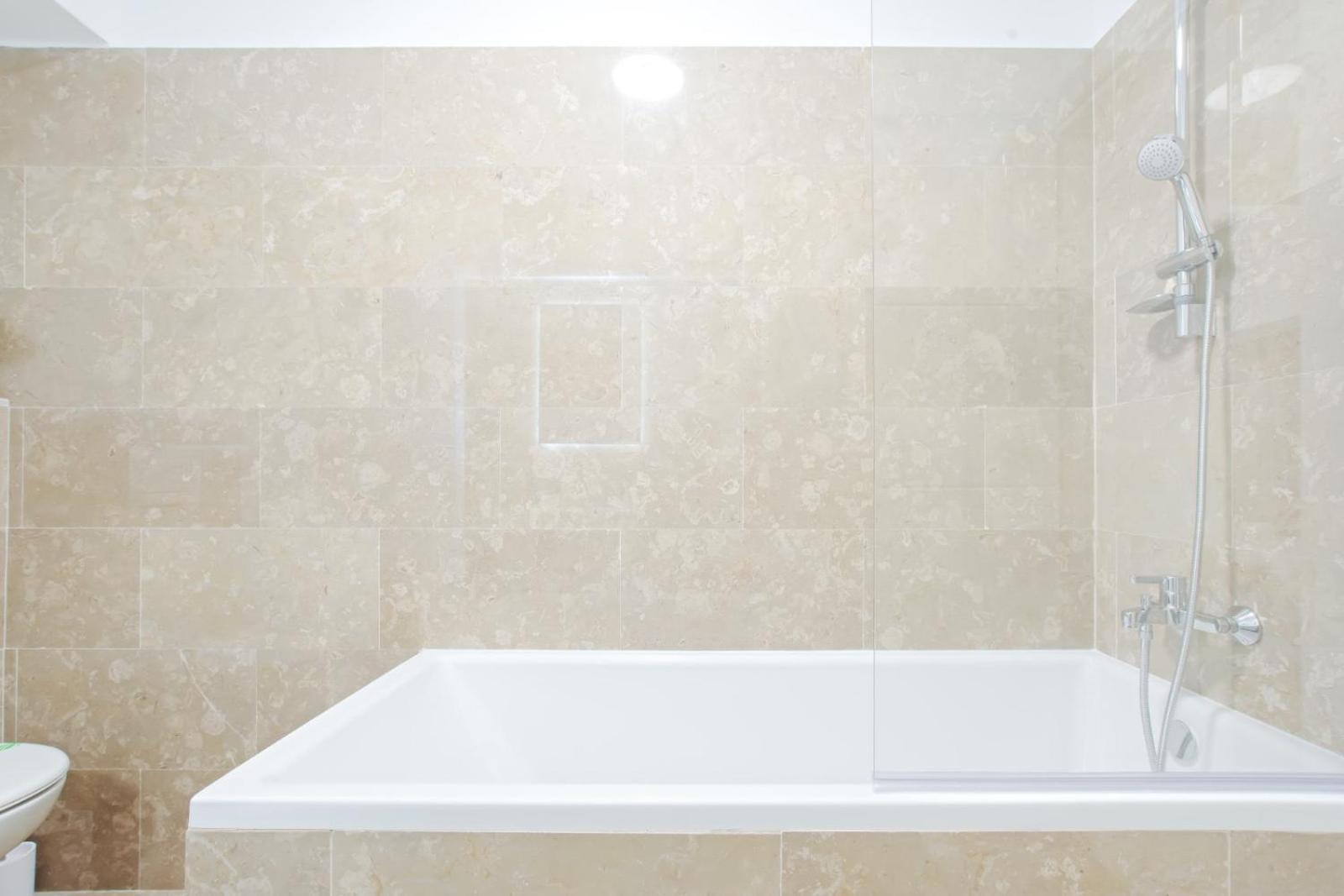 Himson-Blue Apartament Yaş Dış mekan fotoğraf